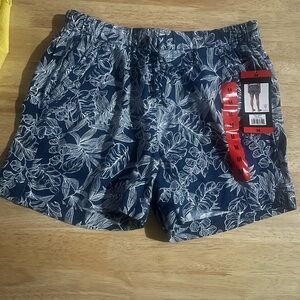 NWT Briggs New York Navy Shorts with White Floral Print